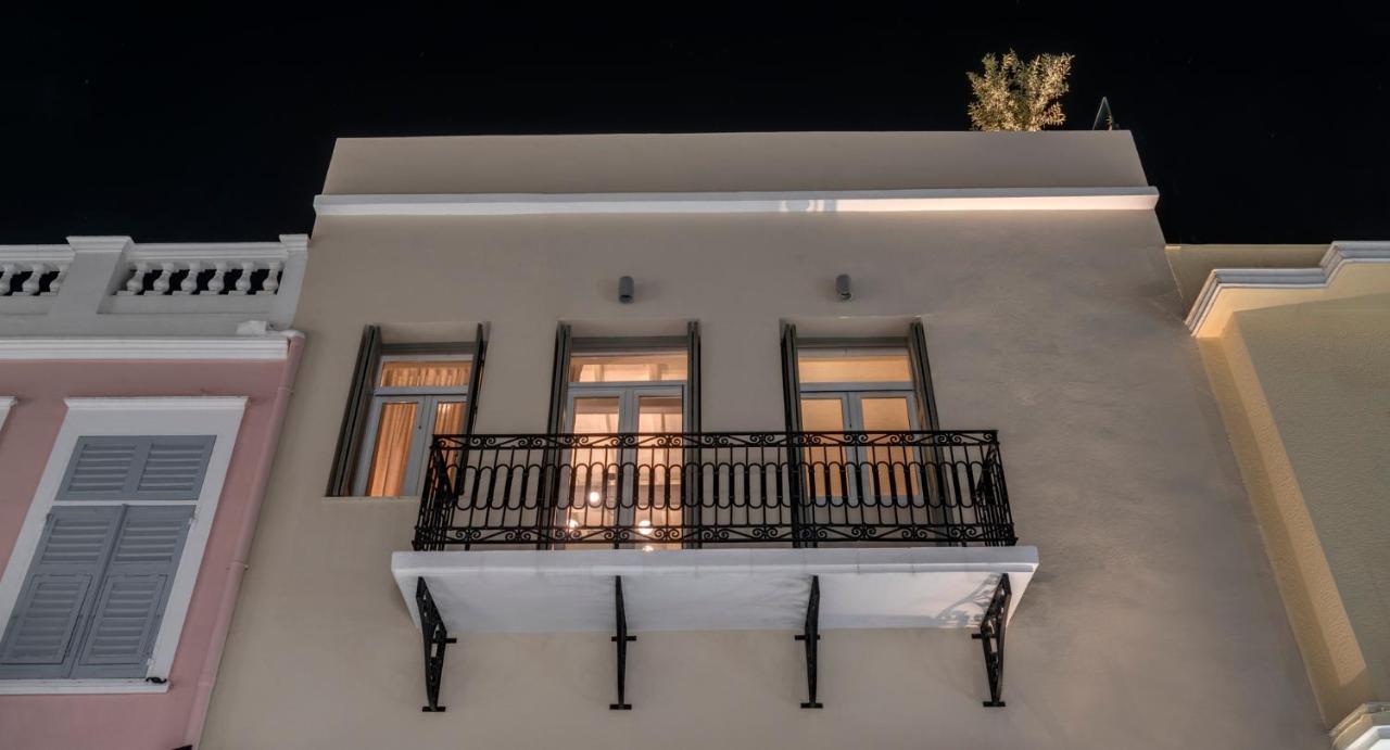 The Heart Of Syra - Your Home In Ermoupolis Eksteriør bilde